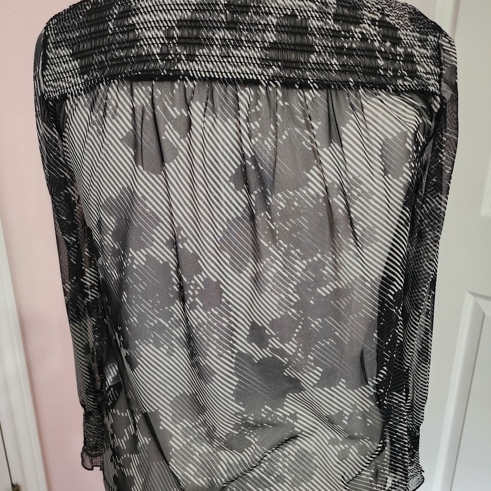 Chico's Black and Gray Patterned Blouse - Picture 5 of 5